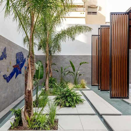 The Newel Psychiko Hotel เอเธนส์ ภายนอก รูปภาพ The courtyard of the museum