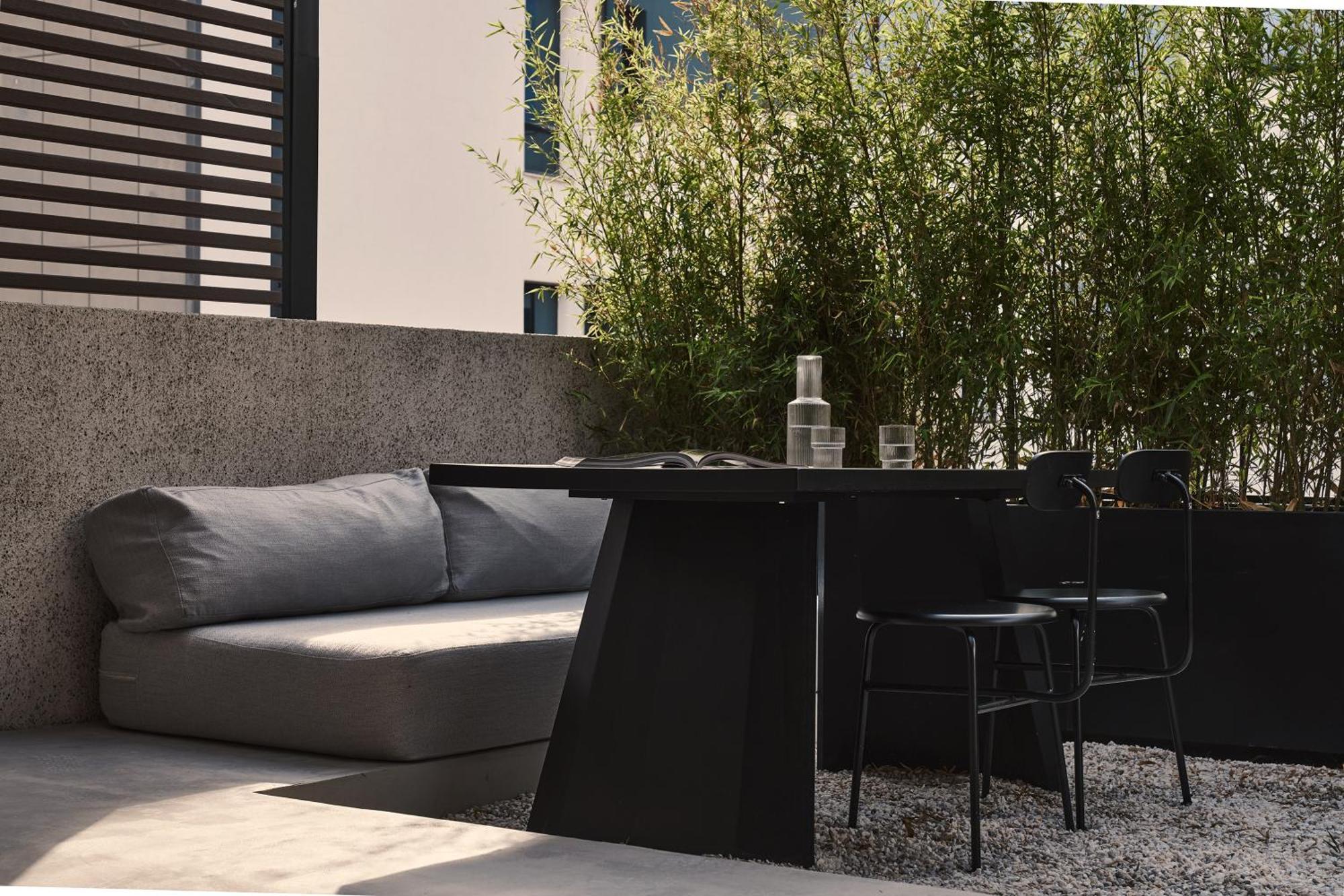 The Newel Psychiko Hotel เอเธนส์ ภายนอก รูปภาพ 3D rendering of a patio