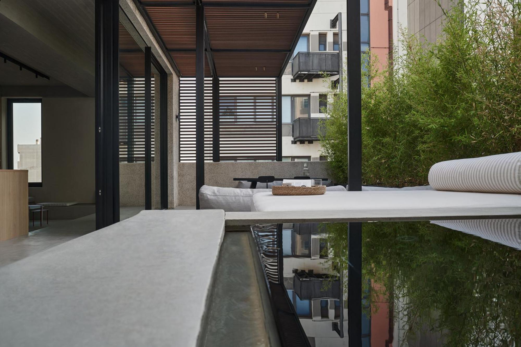 The Newel Psychiko Hotel เอเธนส์ ภายนอก รูปภาพ The Terrace